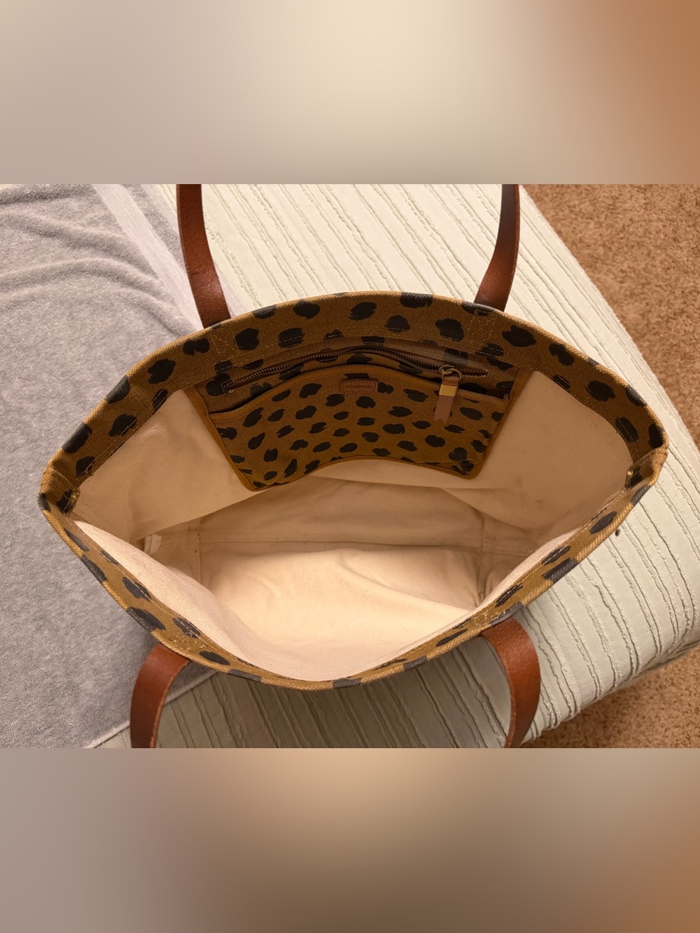 Madewell “The Canvas Transport Tote” in Painted Spots - Picture 8 of 10